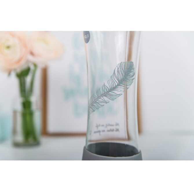 SQUEEZE FEATHER Reusable Bottle (550 ml)